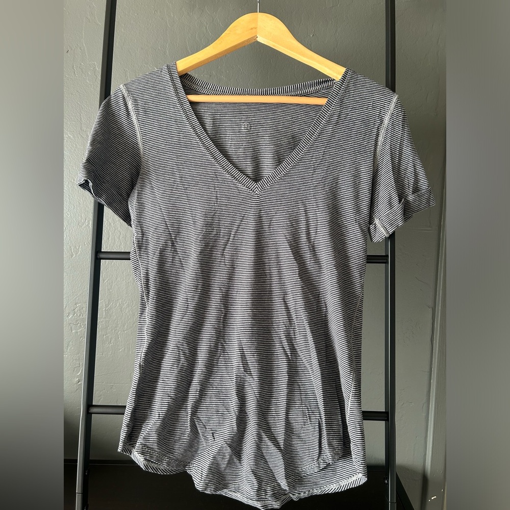 Lululemon grey and black stripe v-neck workout short sleeve shirt
